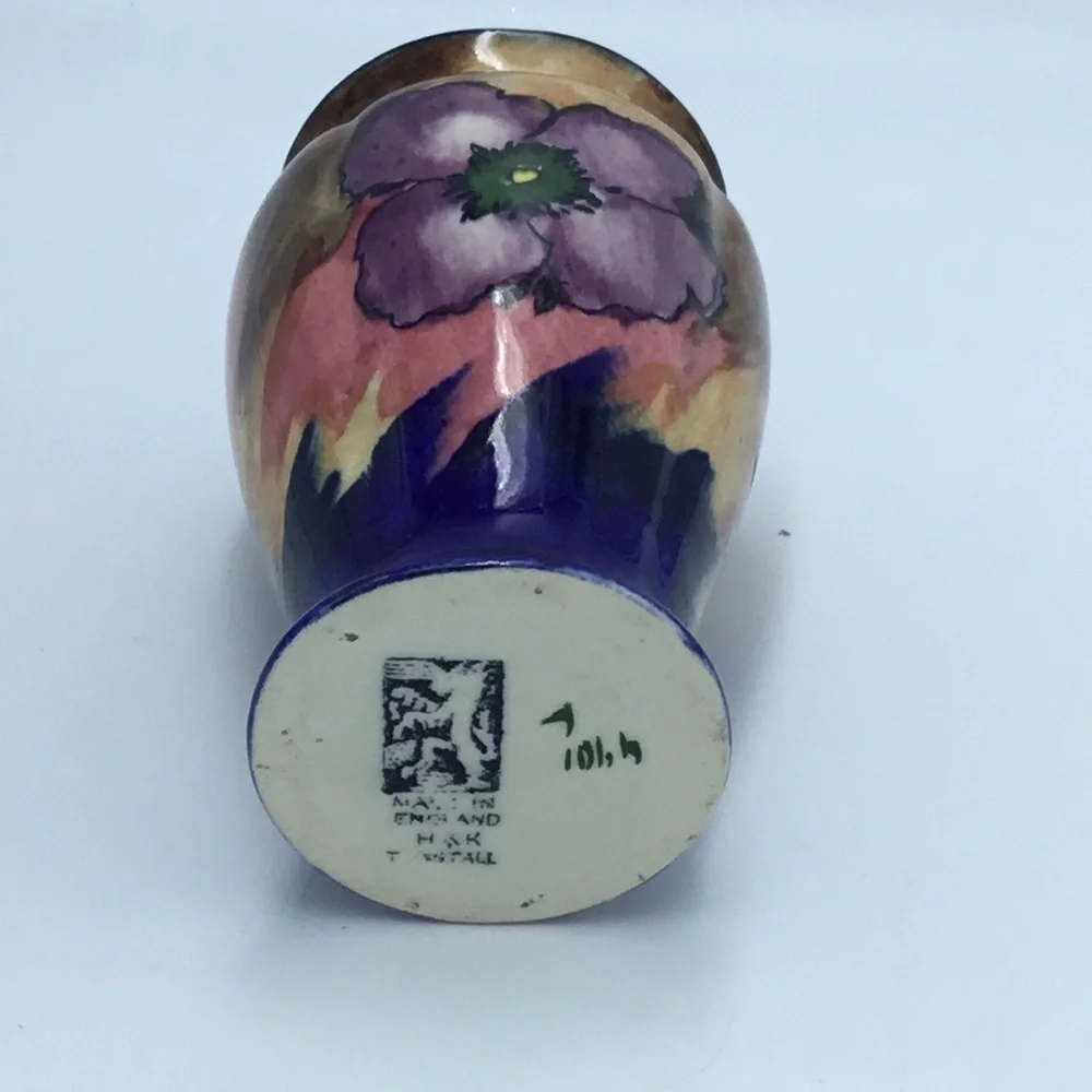 HK Tunstall English Vase